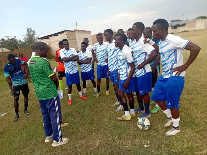 Wachezaji wa Rorya United wakiwa mazoezini
